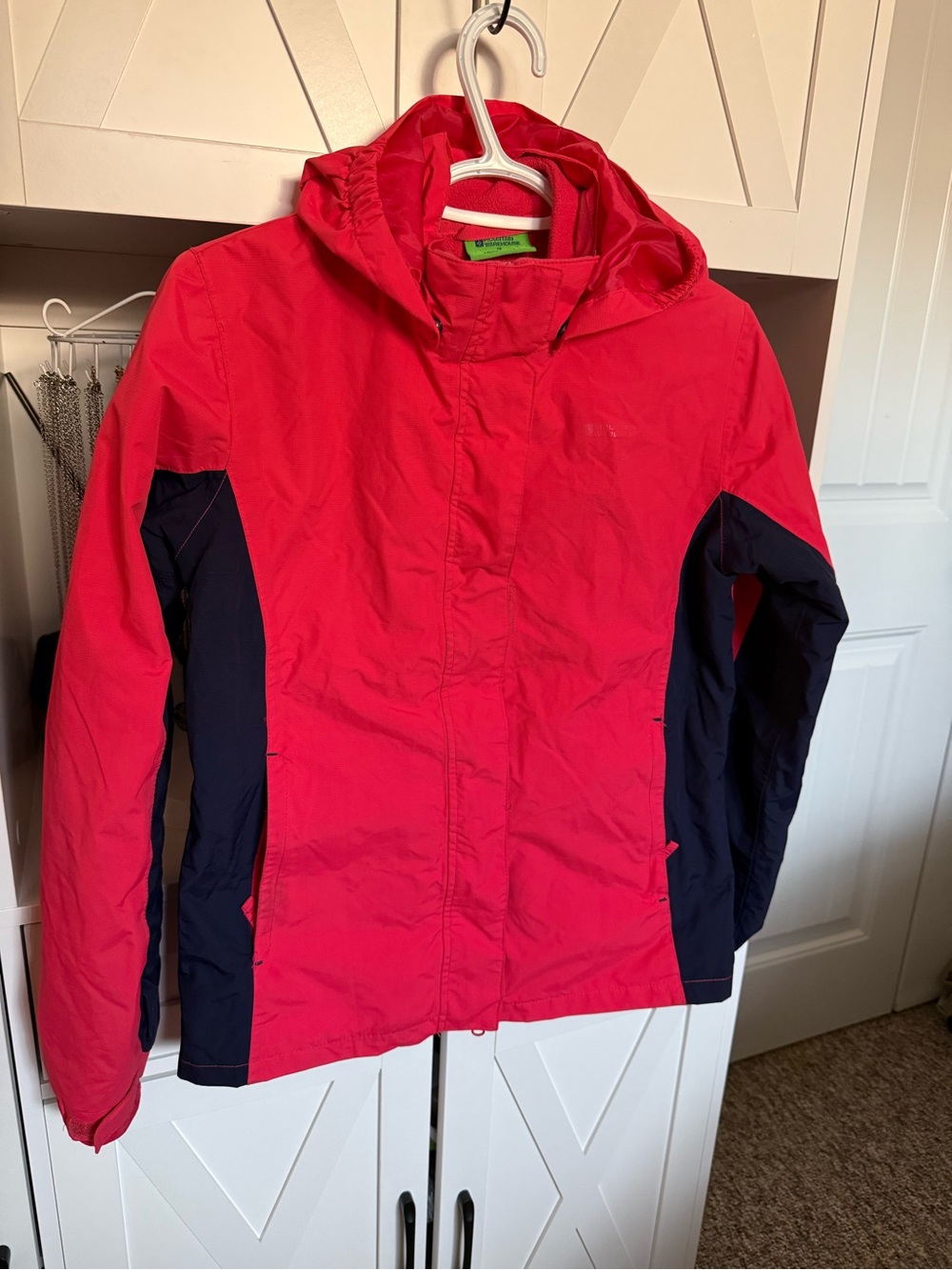 Youth Hooded Winter Jacket in Bright Pink & Navy